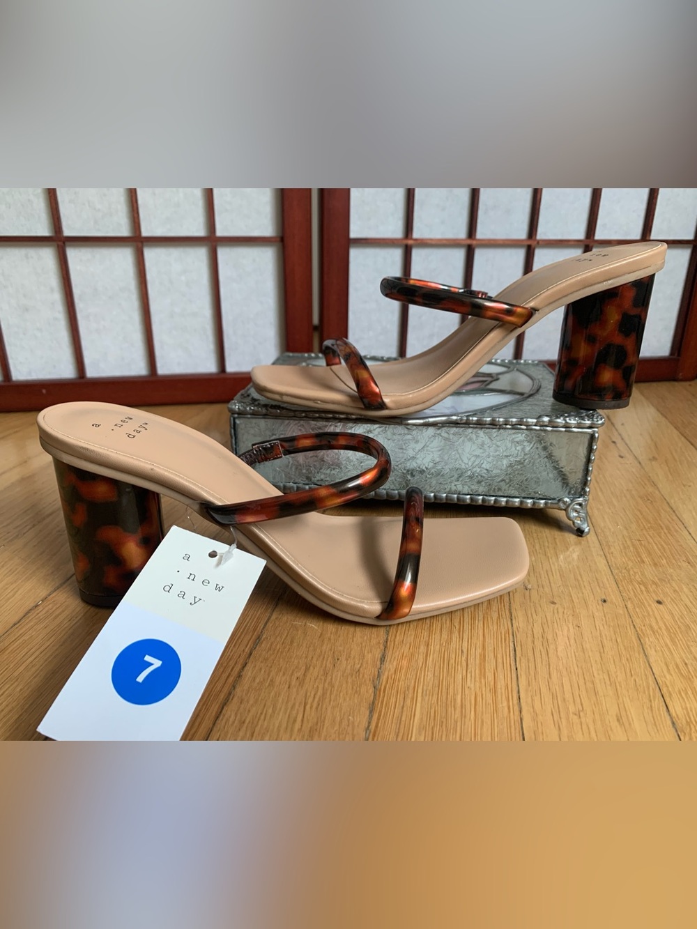 NWOB a*new*day Cass Brown Tortoise Slip-On Double Strap Sandals Size 7